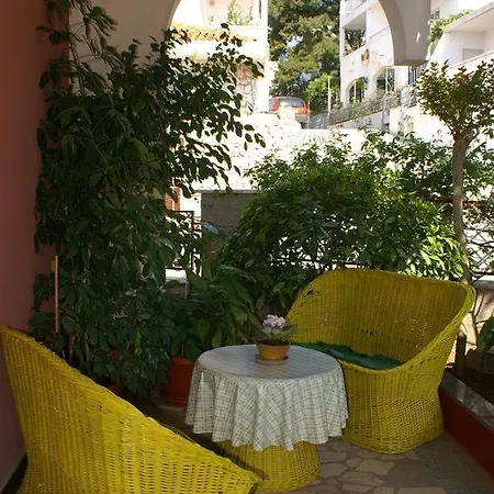 Apartments By The Sea Podaca 3*